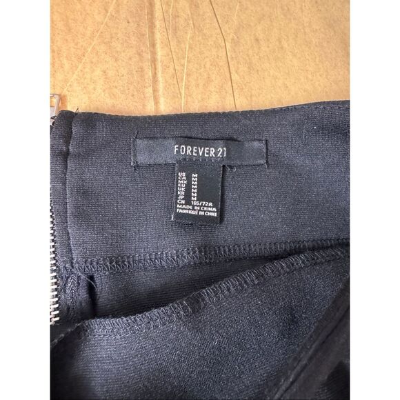 Forever 21 Black Lace-Up Mini Skirt | Side Corset Detail Bodycon Skirt Size Medi - Picture 2 of 9